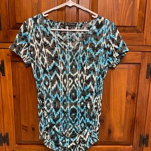 10/10$  10 (4-5$) items for 10$. International Concepts Blue&Black Ruched T.